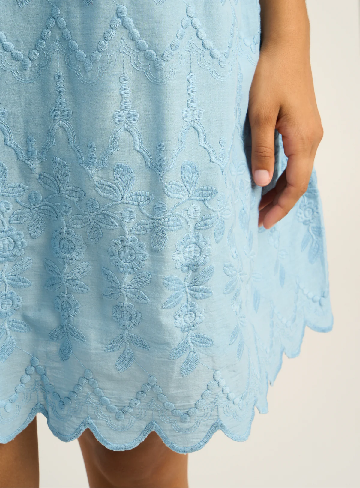 Robe Astrid - Image 6